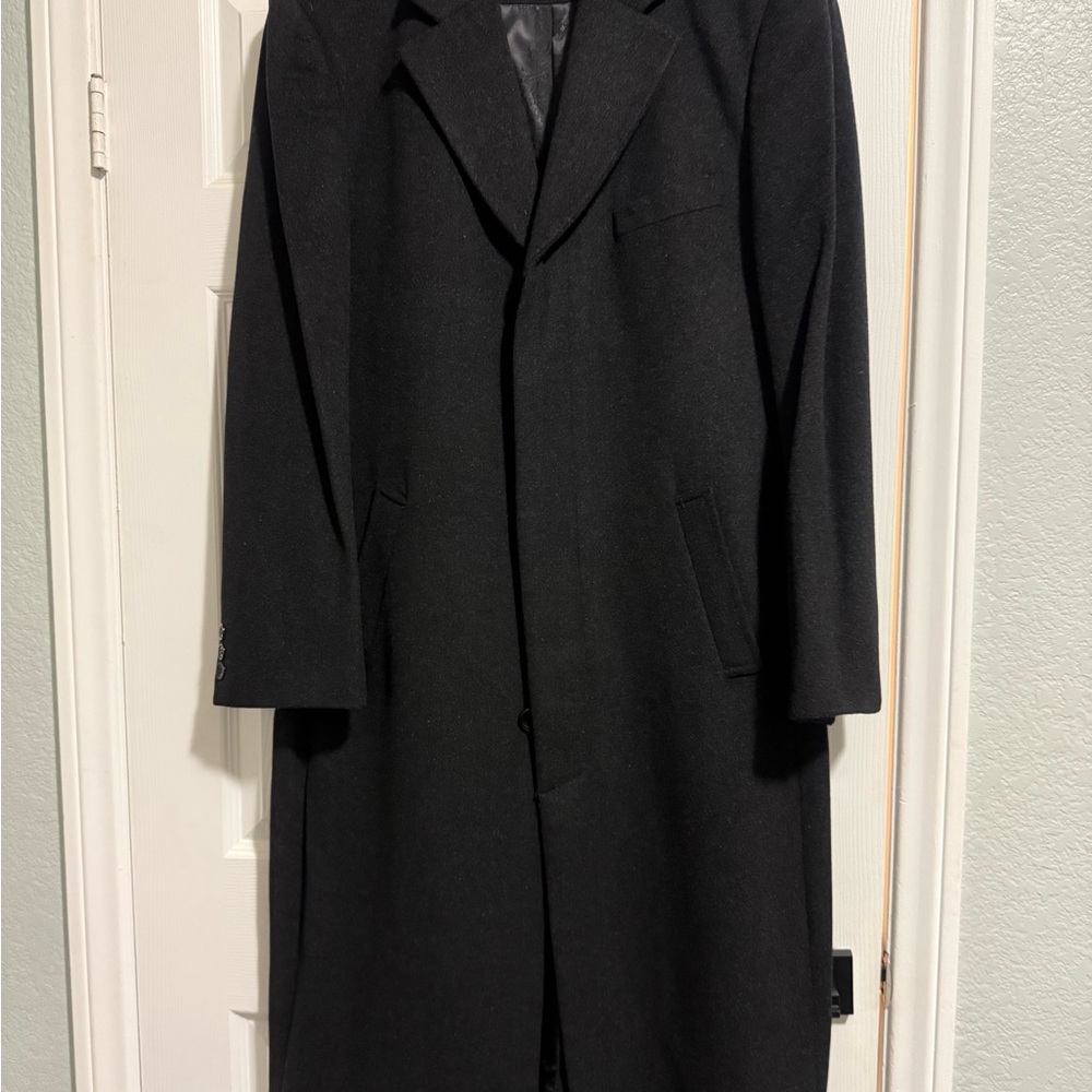 Elegant Black Trench Coat for Men